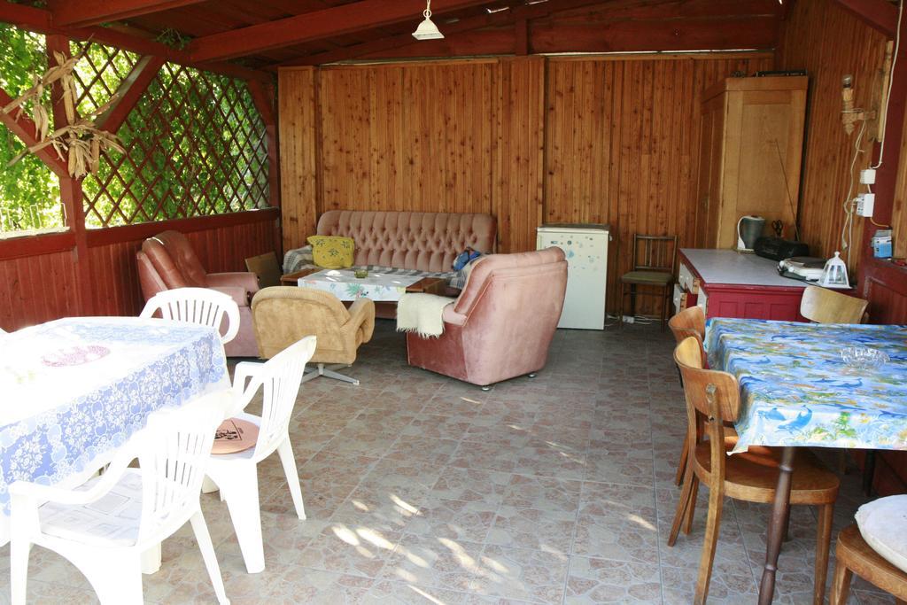 Apartment Kata Štúrovo Bagian luar foto